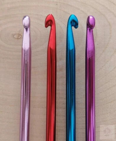 Sultan Metal Lüks Renkli Tığ Şiş 35 Cm